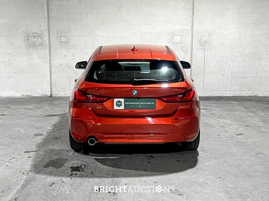 BMW 118i Business Edition 136hp 2022 (Original-NL) 1-series F40, P-486-BZ