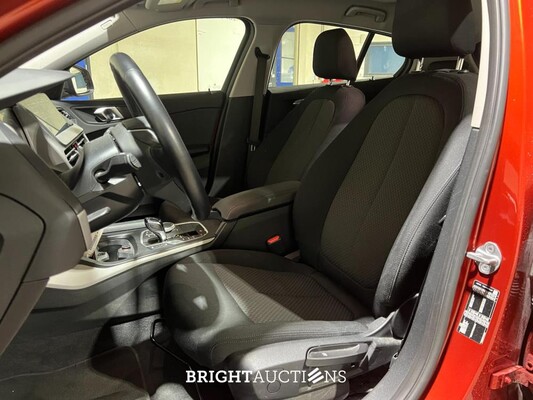 BMW 118i Business Edition 136hp 2022 (Original-NL) 1-series F40, P-486-BZ