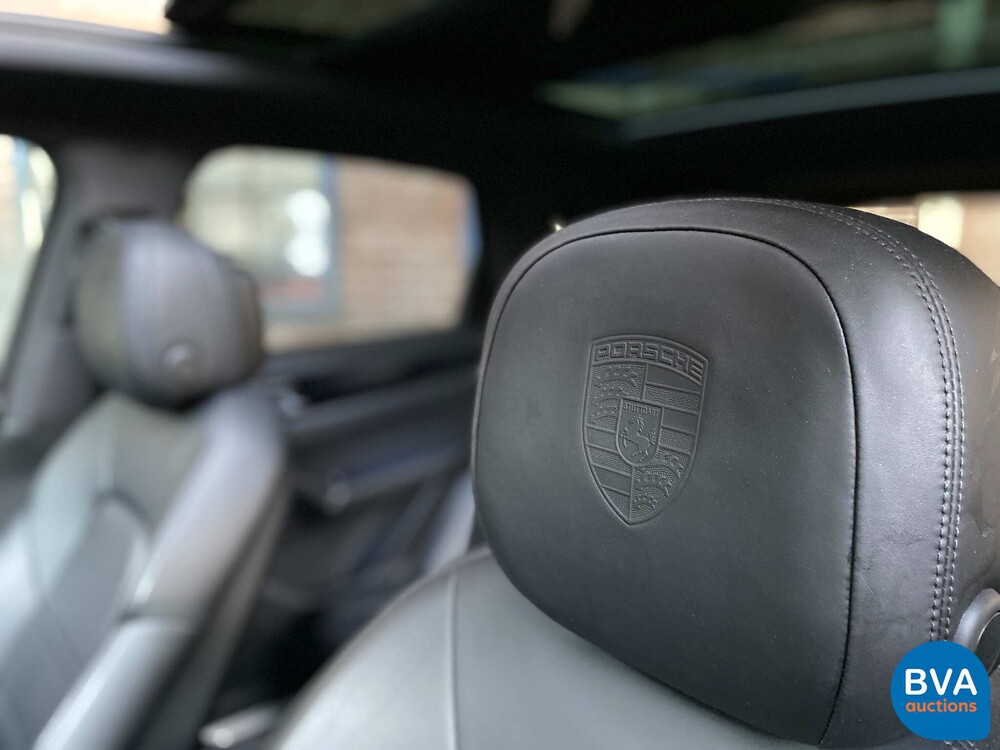 Porsche Cayenne S E-Hybrid 3.0 Sportchrono 462pk 2018 Plug-In Hybride -Org NL-, TL-910-F