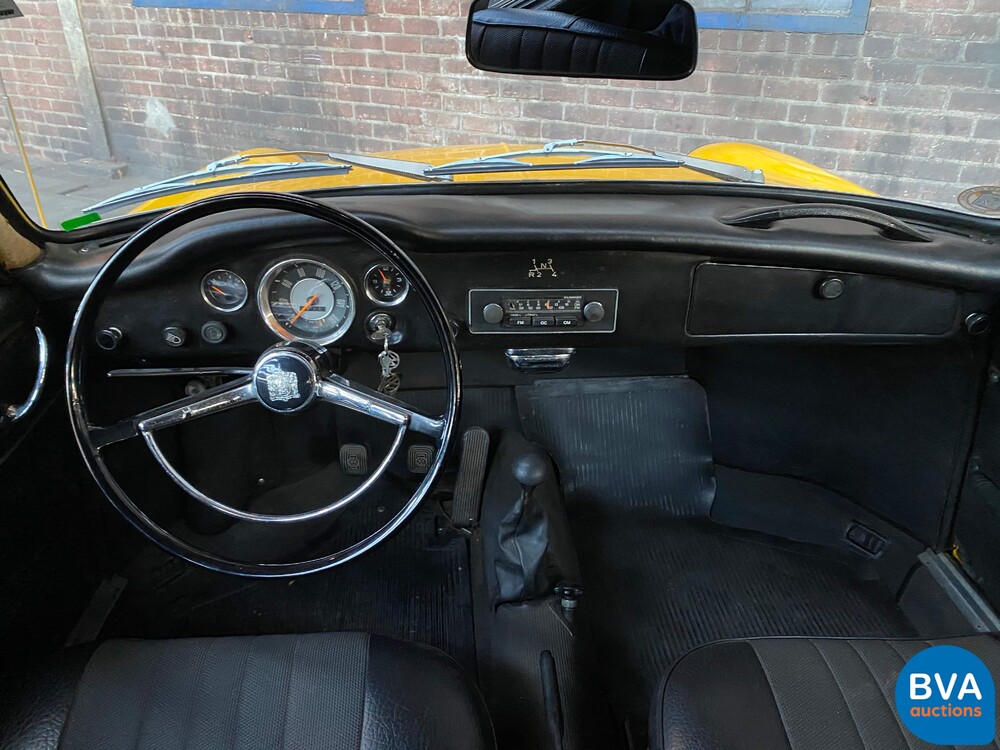 Volkswagen Karmann Ghia TC 1975 65pk, 77-YD-77