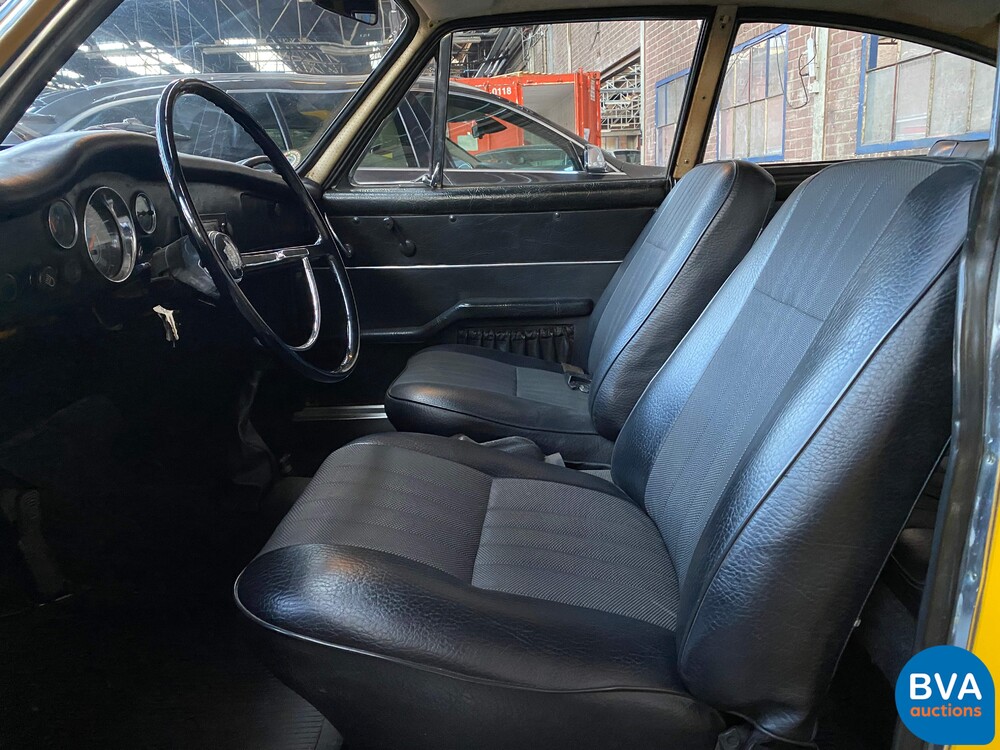 Volkswagen Karmann Ghia TC 1975 65pk, 77-YD-77