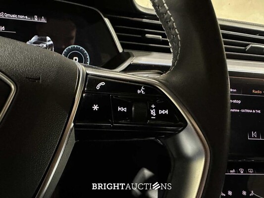 Audi e-tron 55 quattro advanced Pro Line Plus 95 kWh 360pk 2019, J-348-NF