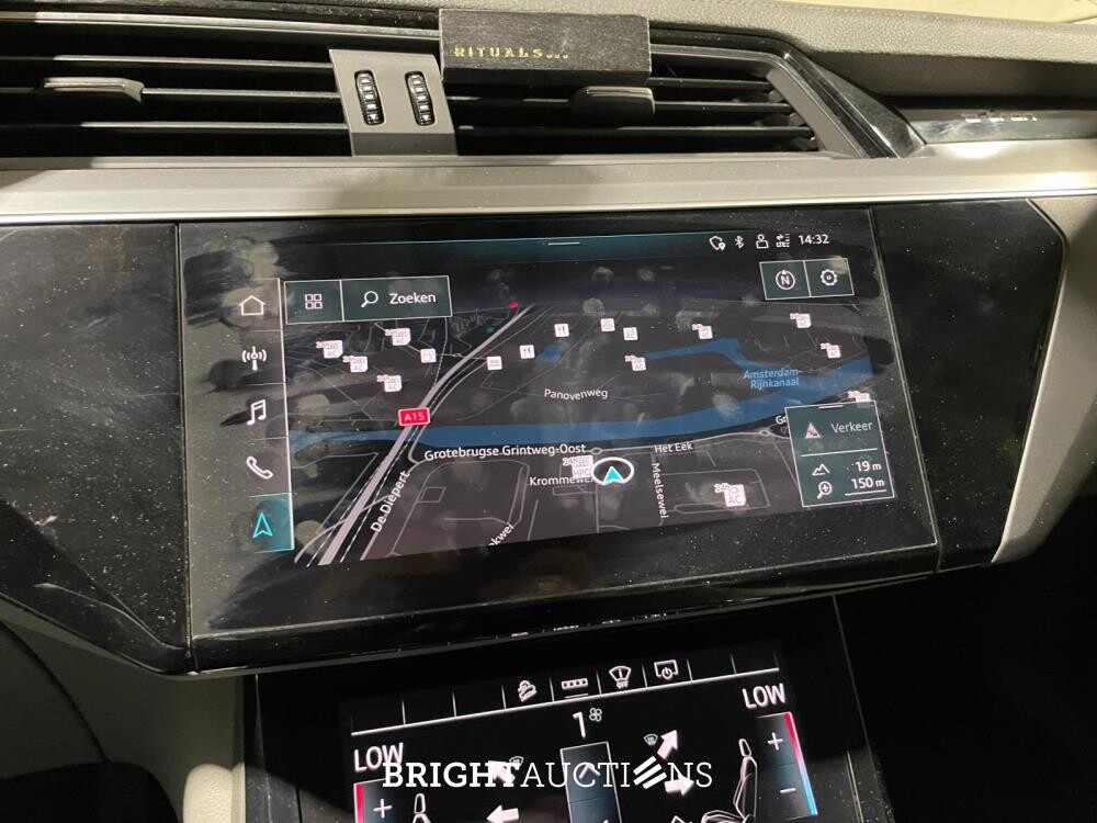 Audi e-tron Sportback 50 Quattro Edition 71 kWh 313pk 2020, P-245-JX