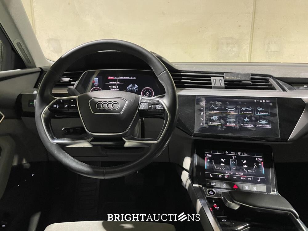 Audi e-tron Sportback 50 Quattro Edition 71 kWh 313pk 2020, P-245-JX