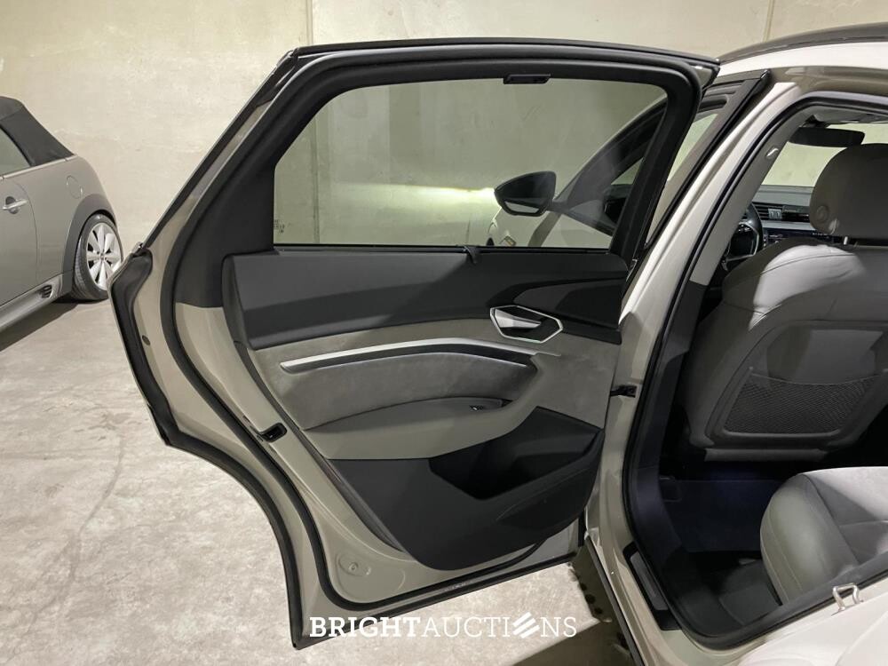 Audi e-tron Sportback 50 Quattro Edition 71 kWh 313pk 2020, P-245-JX