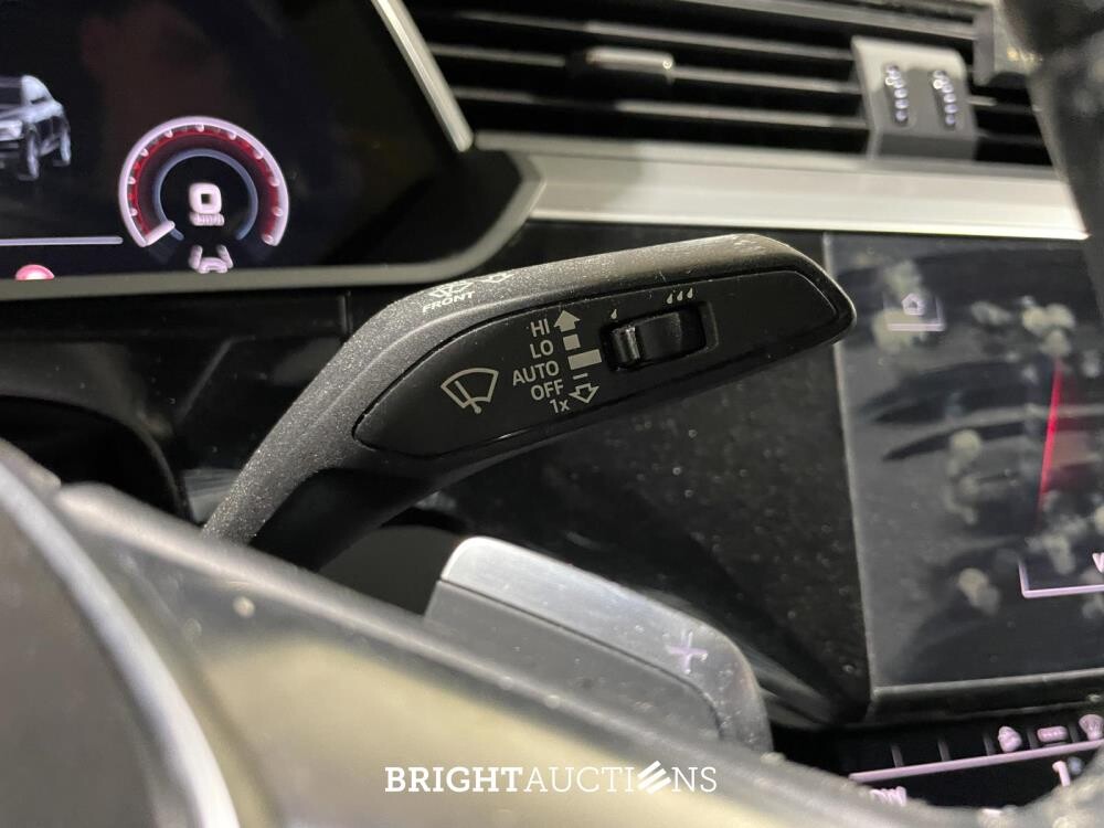 Audi e-tron Sportback 50 Quattro Edition 71 kWh 313pk 2020, P-245-JX