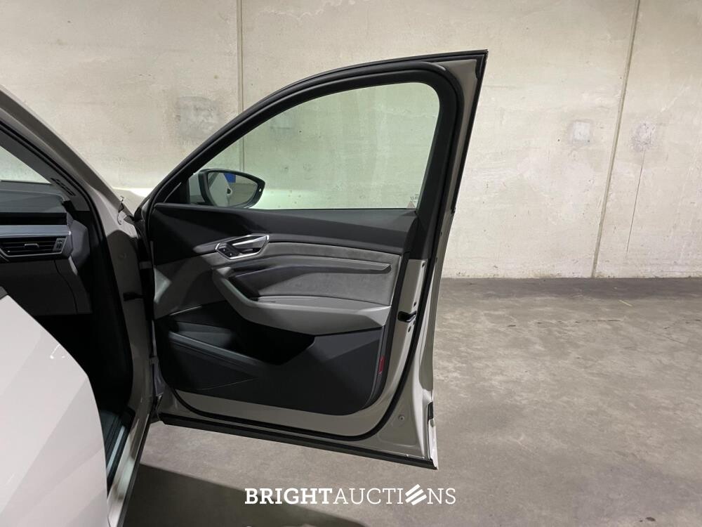 Audi e-tron Sportback 50 Quattro Edition 71 kWh 313pk 2020, P-245-JX