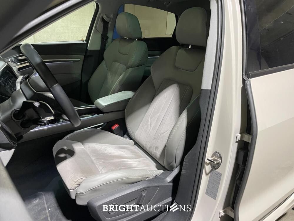 Audi e-tron Sportback 50 Quattro Edition 71 kWh 313pk 2020, P-245-JX