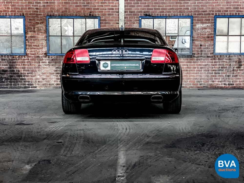 Audi A8 Lang 6.0 W12 Quattro Pro line 450pk 2004, 69-RD-NX