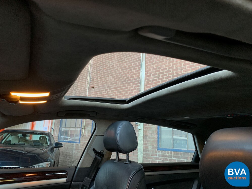 Audi A8 Lang 6.0 W12 Quattro Pro line 450pk 2004, 69-RD-NX