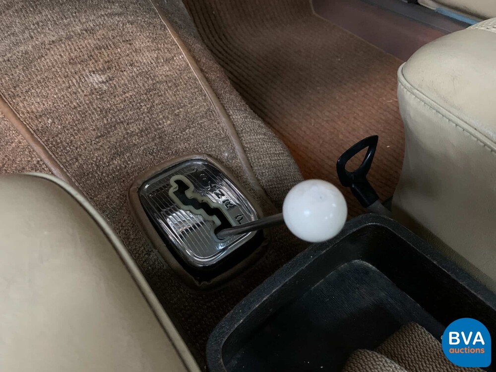 Mercedes-Benz 230 W110 Sedan 120pk 1966, DE-24-94