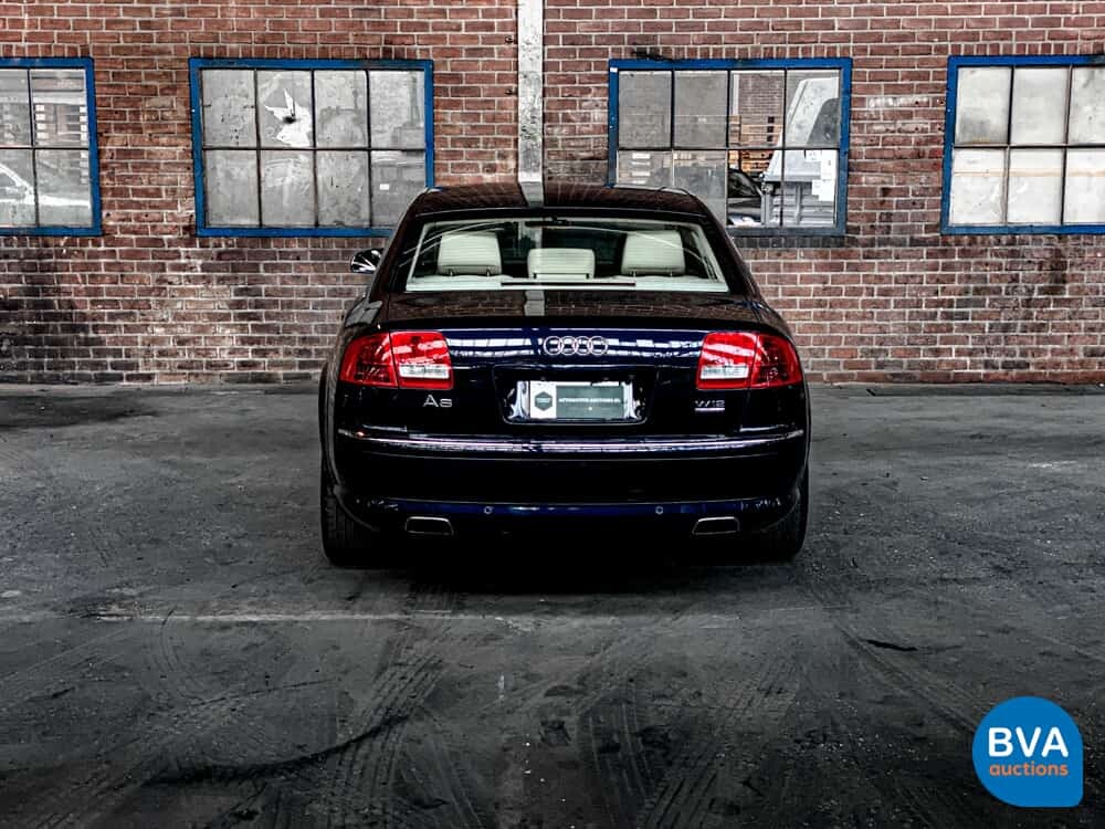 Audi A8 Lang 6.0 W12 Quattro Pro Line 450pk 2006