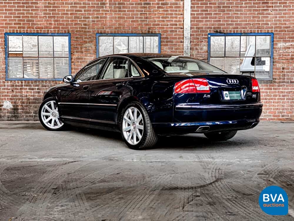 Audi A8 Lang 6.0 W12 Quattro Pro Line 450pk 2006