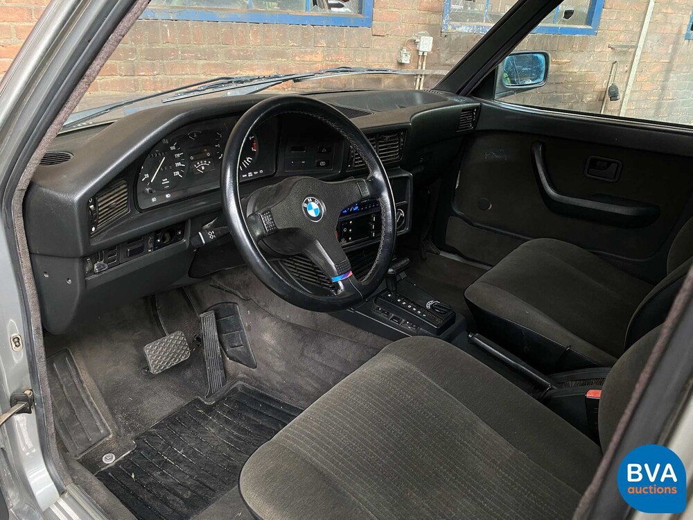 BMW 528 E28 Automaat 184pk 5-serie 1987