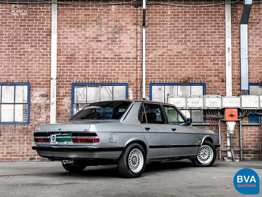 BMW 528 E28 Automaat 184pk 5-serie 1987