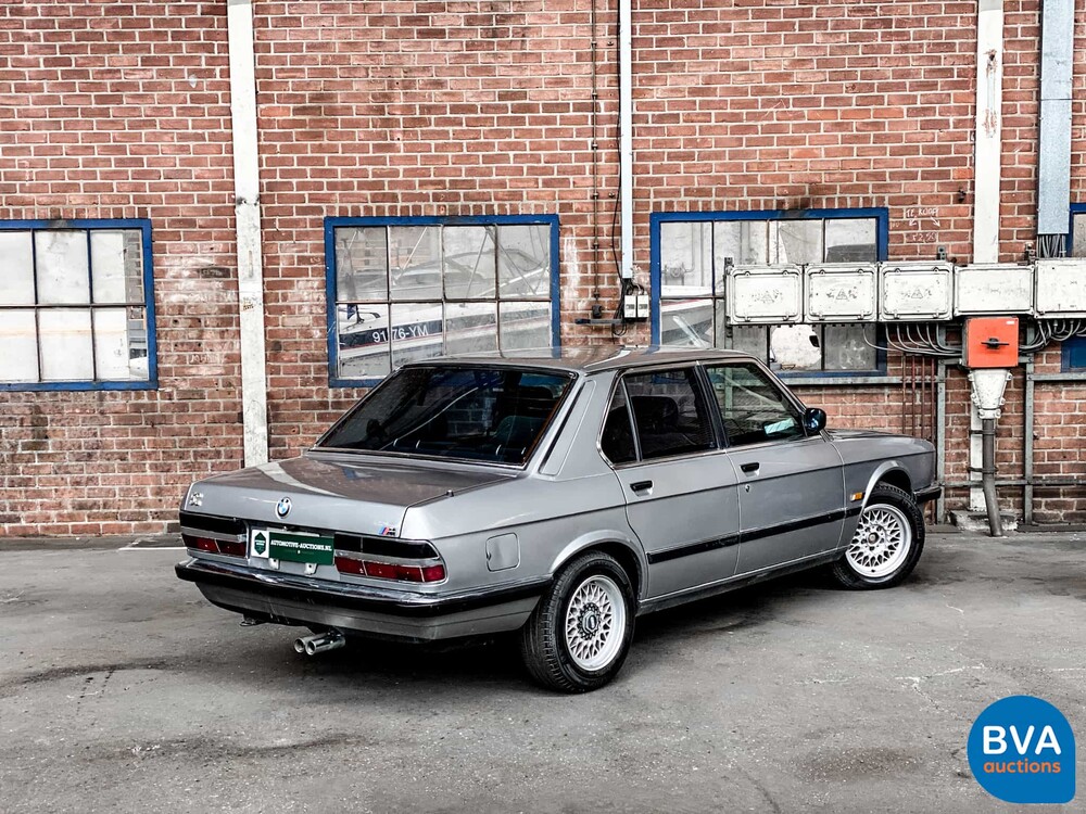 BMW 528 E28 Automaat 184pk 5-serie 1987