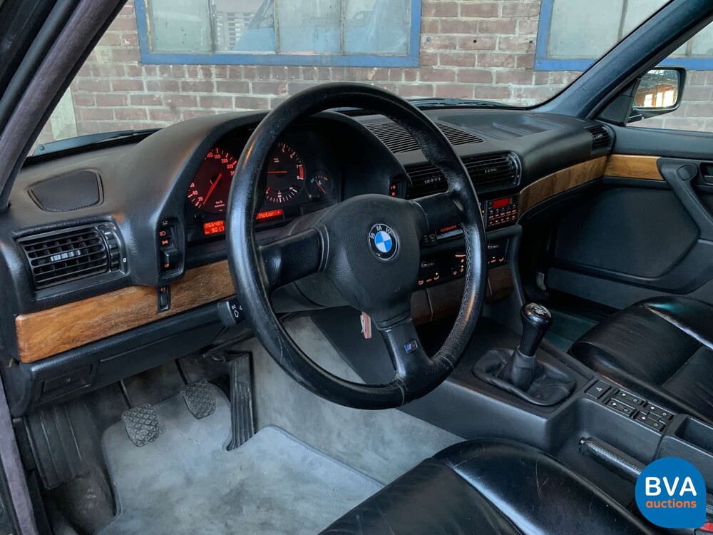 BMW 730i E32 7-Serie 315pk 1987, NL-kenteken