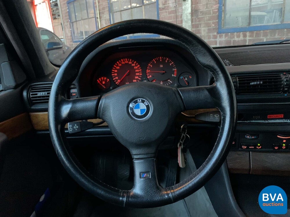 BMW 730i E32 7-Serie 315pk 1987, NL-kenteken