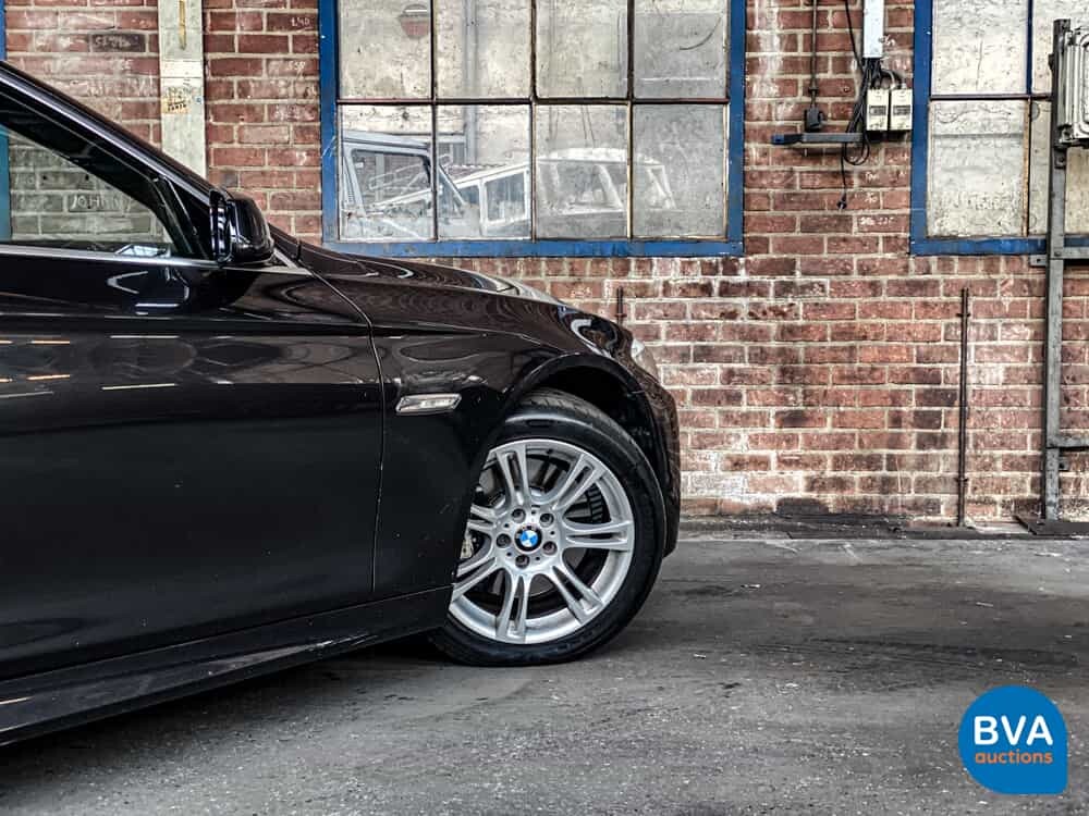BMW 528i Sedan M-Sport 245pk 5-Serie 2013 ORG-NL, 2-SFB-50