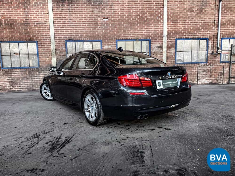 BMW 528i Sedan M-Sport 245pk 5-Serie 2013 ORG-NL, 2-SFB-50