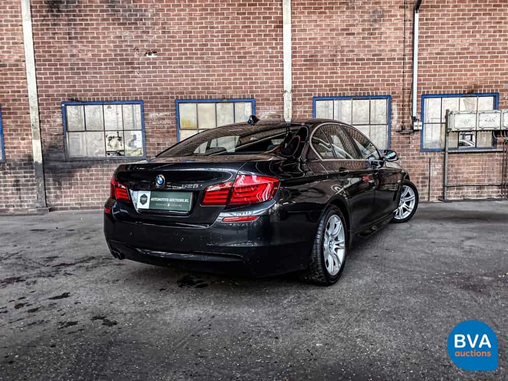 BMW 528i Sedan M-Sport 245pk 5-Serie 2013 ORG-NL, 2-SFB-50
