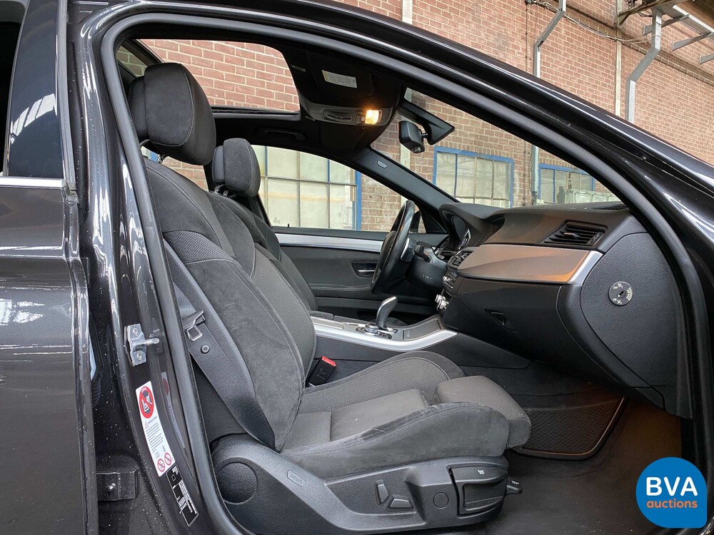 BMW 528i Sedan M-Sport 245pk 5-Serie 2013 ORG-NL, 2-SFB-50