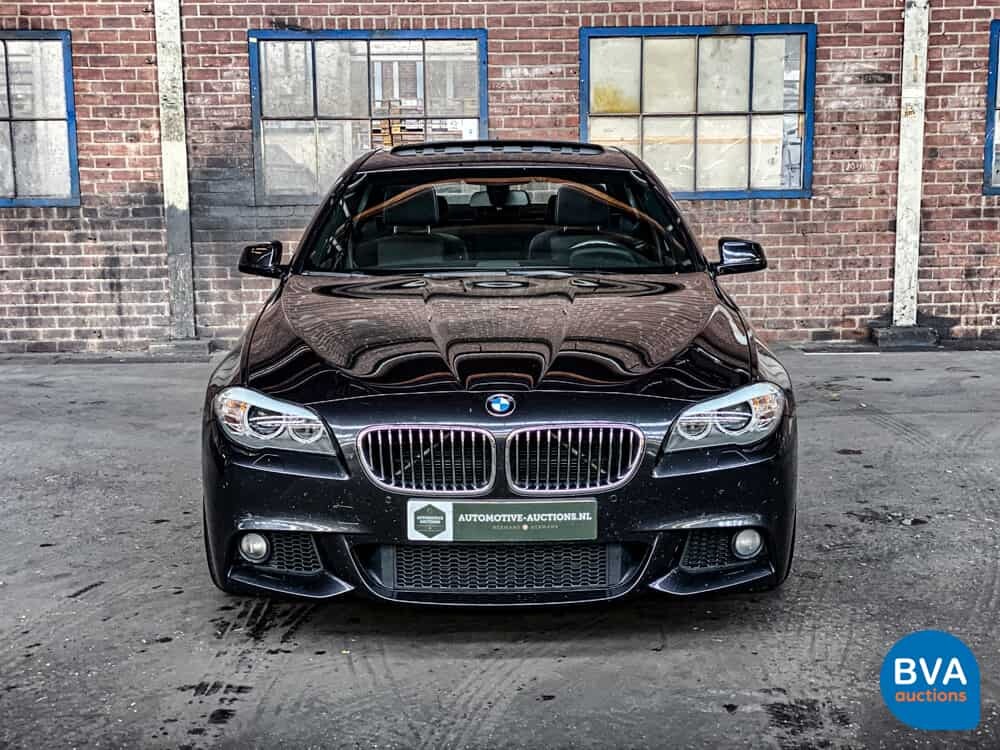 BMW 528i Sedan M-Sport 245pk 5-Serie 2013 ORG-NL, 2-SFB-50
