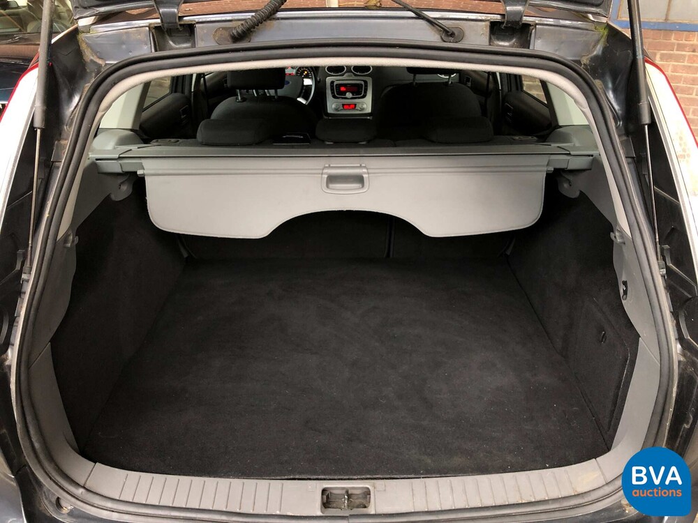Ford Focus Wagon 1.6 Comfort 101pk 2010, PL-391-P
