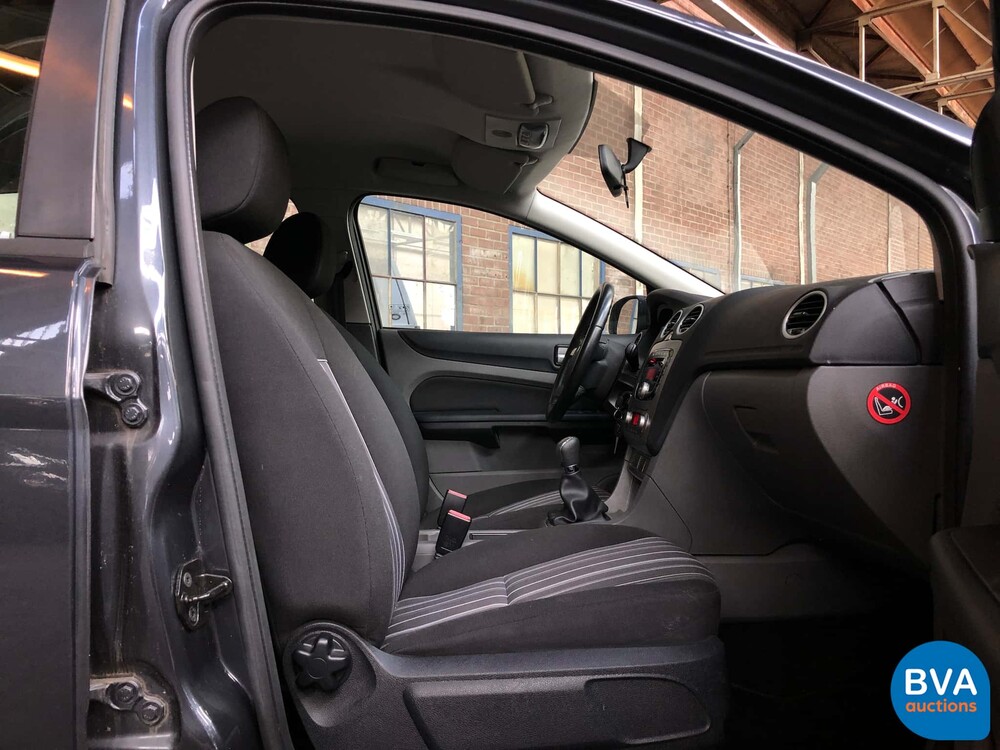 Ford Focus Wagon 1.6 Comfort 101pk 2010, PL-391-P
