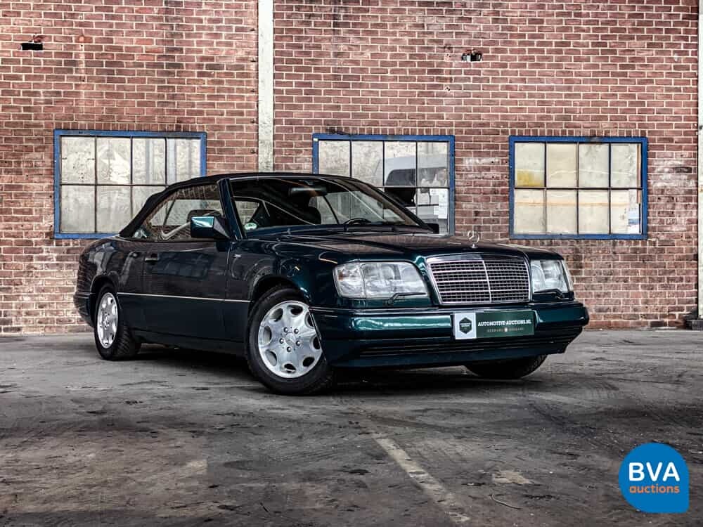 Mercedes-Benz E200 cabriolet W124 C 1995