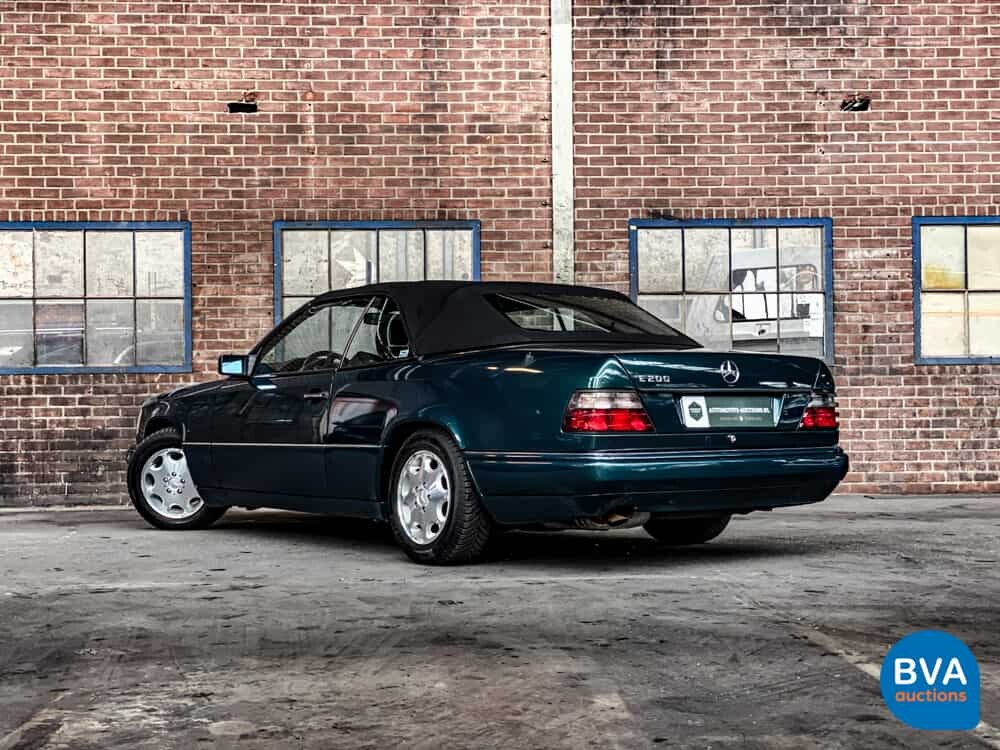 Mercedes-Benz E200 cabriolet W124 C 1995