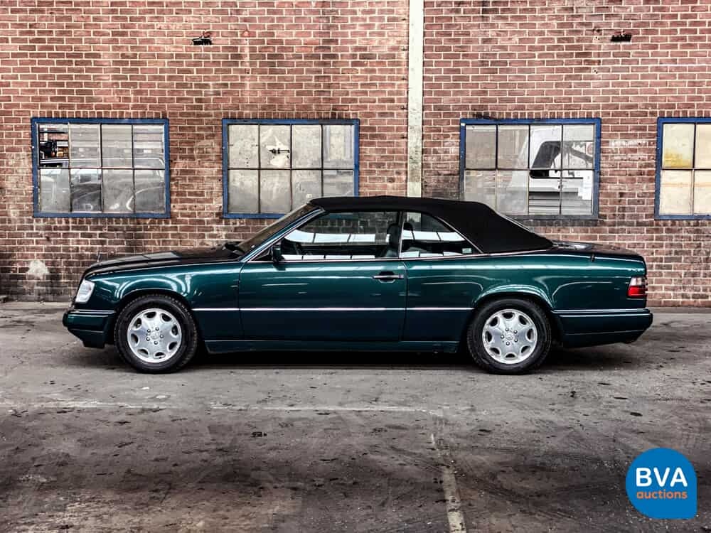 Mercedes-Benz E200 cabriolet W124 C 1995