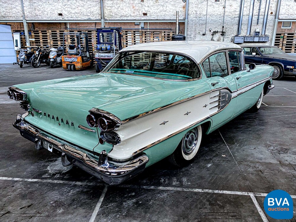 Pontiac Laurentian 1958.