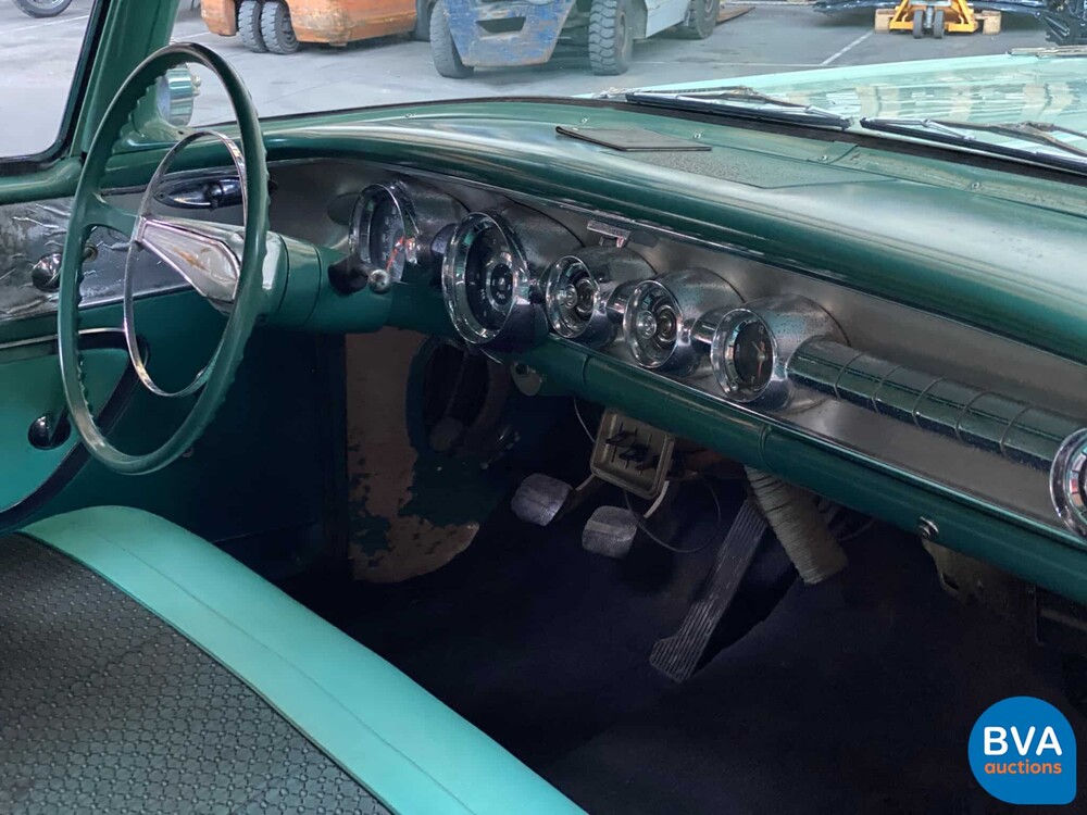 Pontiac Laurentian 1958.