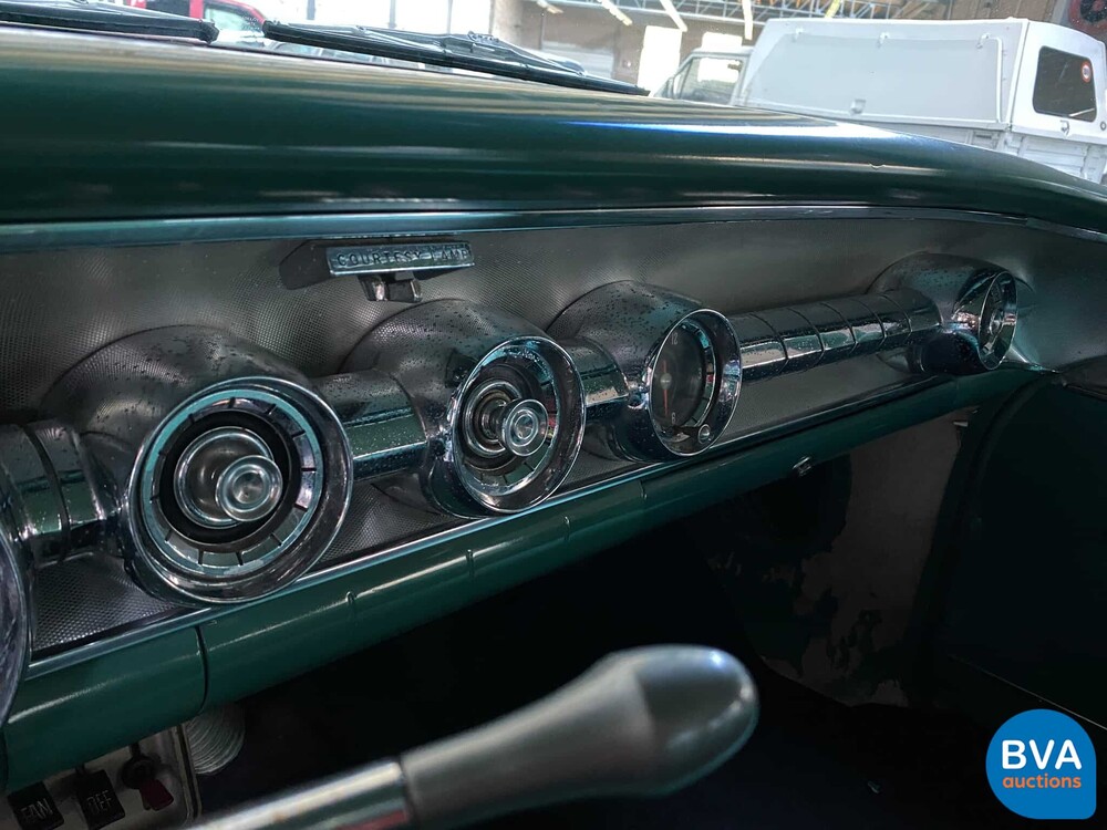 Pontiac Laurentian 1958.