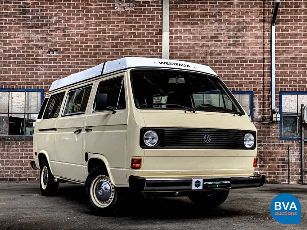 Volkswagen T3 Westfalia Camper Transporter 1982, J-680-JT