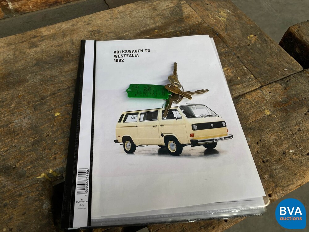 Volkswagen T3 Westfalia Camper Transporter 1982, J-680-JT