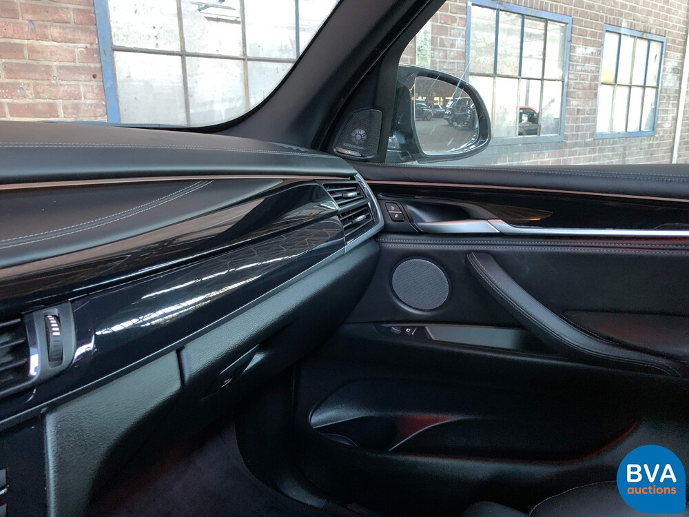 BMW X5 M4.4 V8 575 PS M-Sport Shadow Line 2016, NZ-619-K.