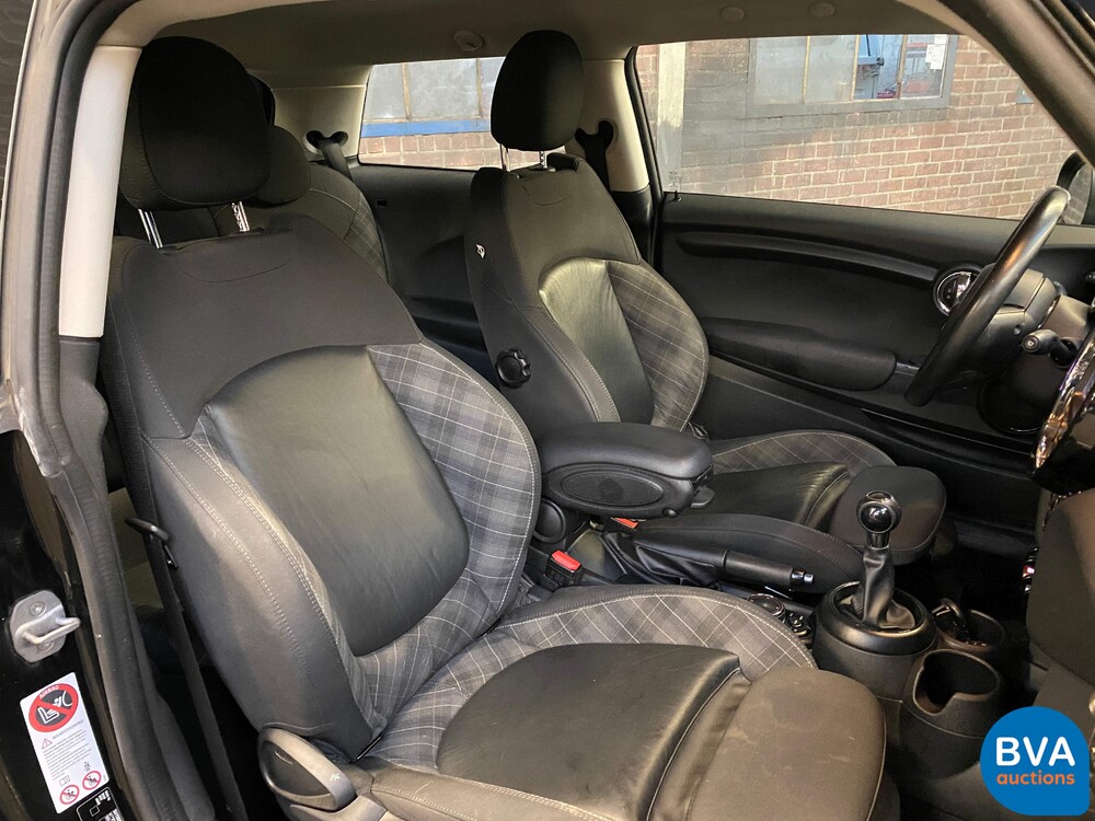 Mini1.5 Cooper 136 PS 2014, 6-TZD-36.