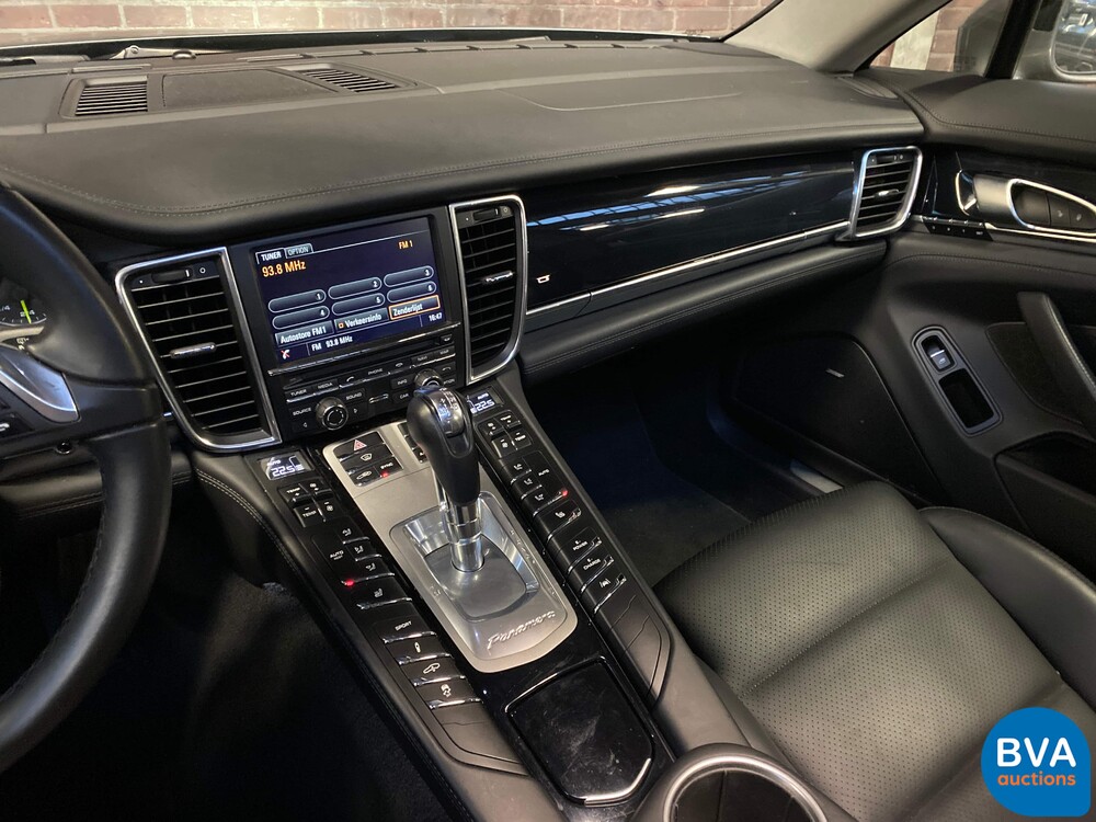 Porsche Panamera S3.0 E-Hybrid 416PS -Org.NL-2014, 2-TJN-08.