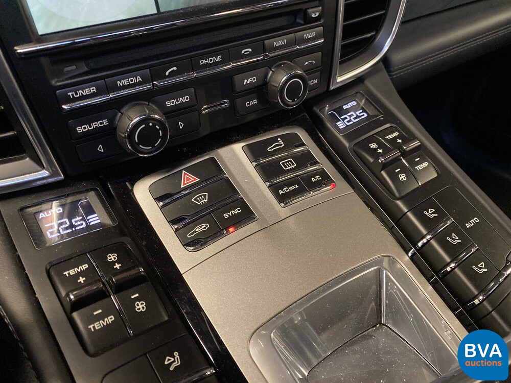 Porsche Panamera S3.0 E-Hybrid 416PS -Org.NL-2014, 2-TJN-08.