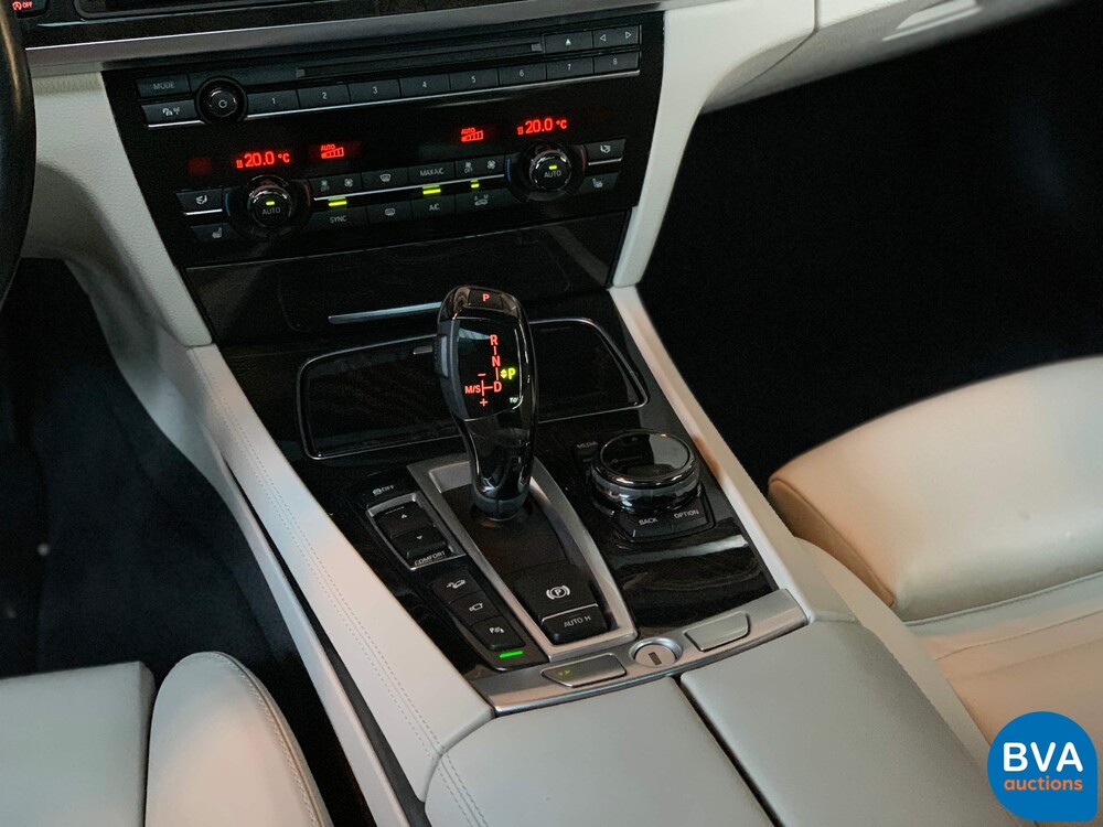 BMW 750d xDrive M-Sport Shadowline 7er 381PS 2015 -Org. NL-, GZ-666-K.