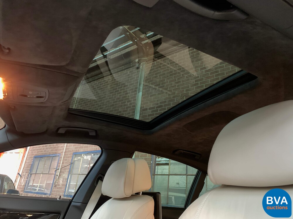 BMW 750d xDrive M-Sport Shadowline 7er 381PS 2015 -Org. NL-, GZ-666-K.