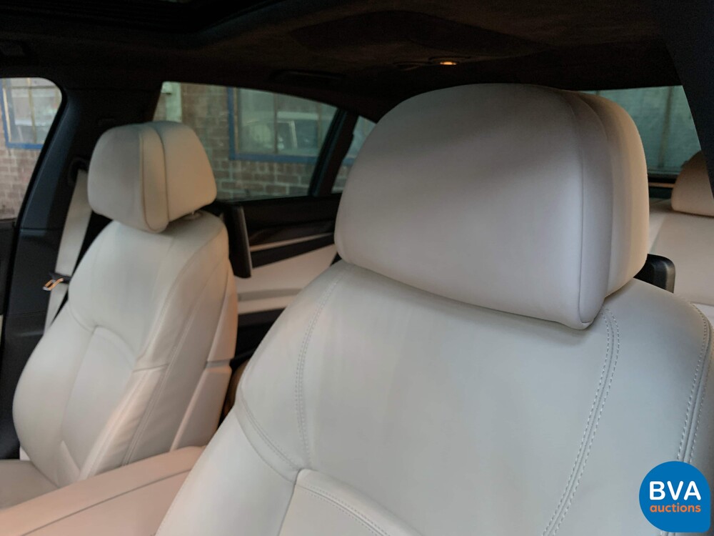BMW 750d xDrive M-Sport Shadowline 7er 381PS 2015 -Org. NL-, GZ-666-K.