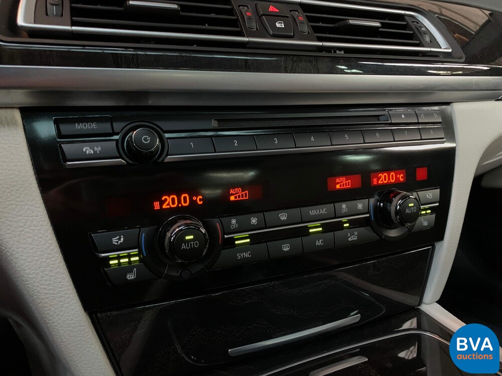 BMW 750d xDrive M-Sport Shadowline 7er 381PS 2015 -Org. NL-, GZ-666-K.