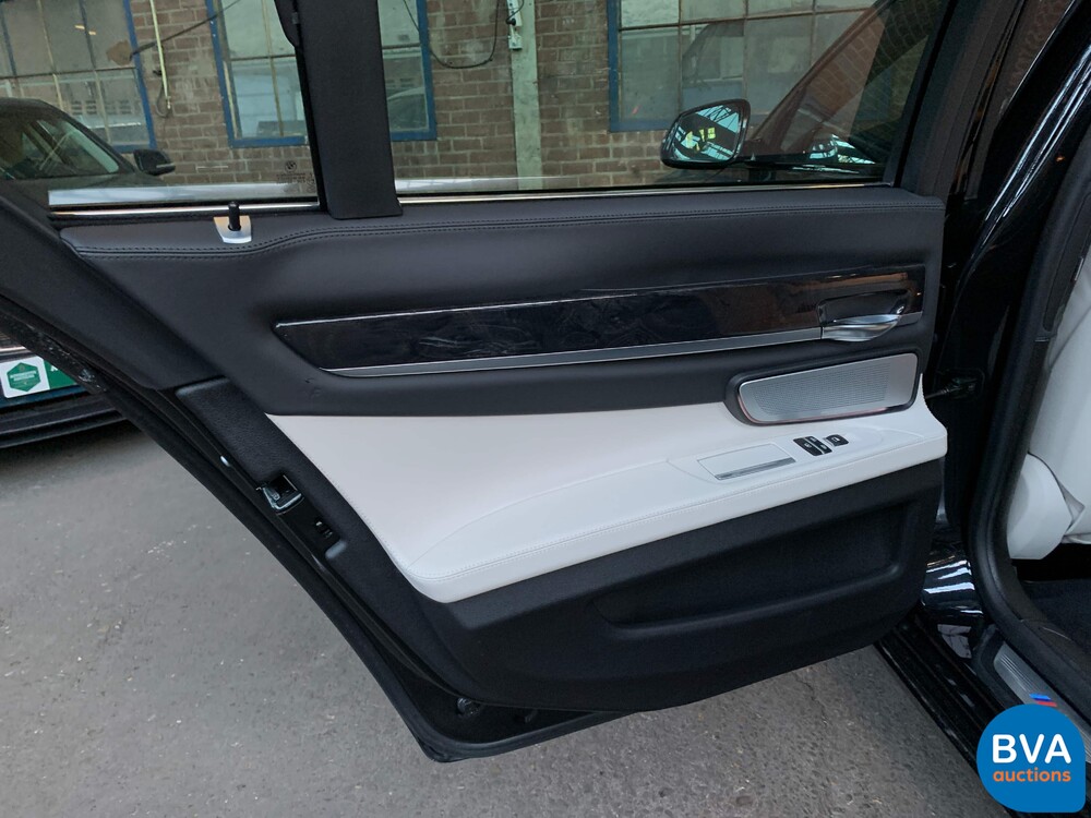 BMW 750d xDrive M-Sport Shadowline 7er 381PS 2015 -Org. NL-, GZ-666-K.