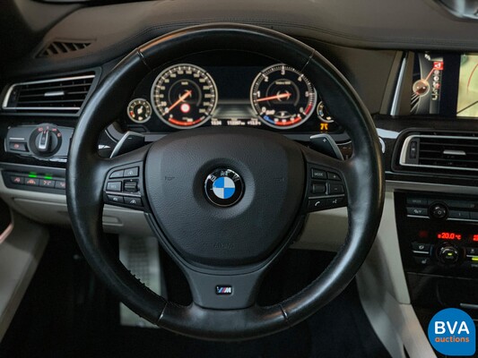 BMW 750d xDrive M-Sport Shadowline 7er 381PS 2015 -Org. NL-, GZ-666-K.