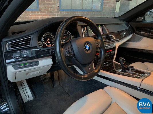 BMW 750d xDrive M-Sport Shadowline 7er 381PS 2015 -Org. NL-, GZ-666-K.