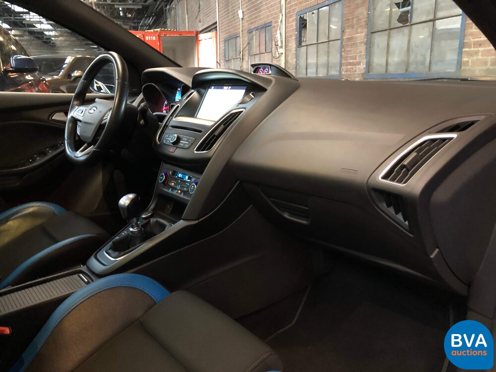 Ford Focus RS 350hp 2017 Schaltgetriebe NW-Modell RECARO.