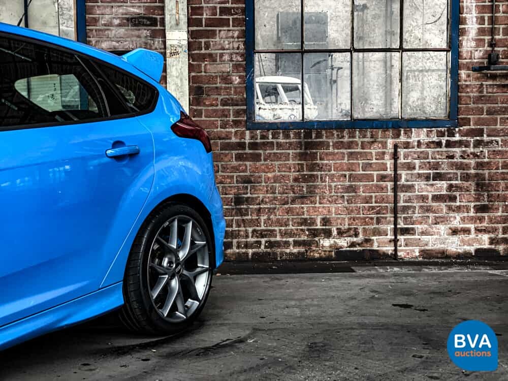 Ford Focus RS 350hp 2017 Schaltgetriebe NW-Modell RECARO.